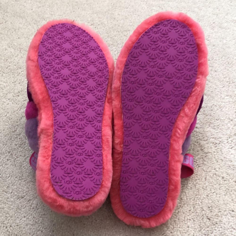 NWB UGG Fluff Yeah Slides - Picture 3 of 6